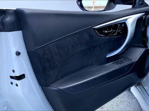 Used 2017 Acura NSX AWD/4WD image 26