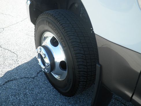 Used 2022 Ford F350 King Ranch w/ King Ranch Ultimate Package image 16