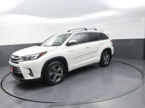 Used 2019 Toyota Highlander Limited Platinum w/ Protection Package #3 AWD/4WD image 40
