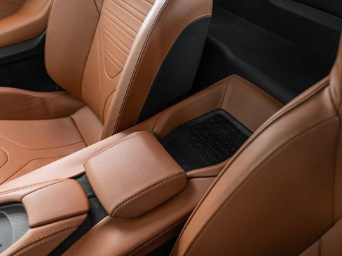 Used 2024 Lamborghini Revuelto image 26