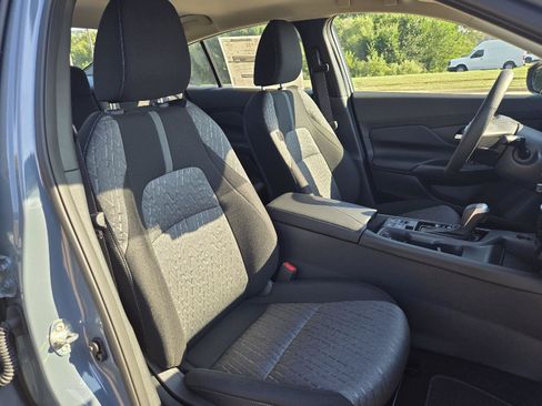 New 2026 Nissan Sentra SV w/ SV Convenience Package FWD image 12