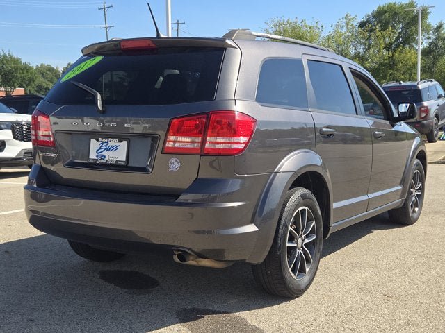 Used 2017 Dodge Journey SE w/ Flexible Seating Group FWD image 13