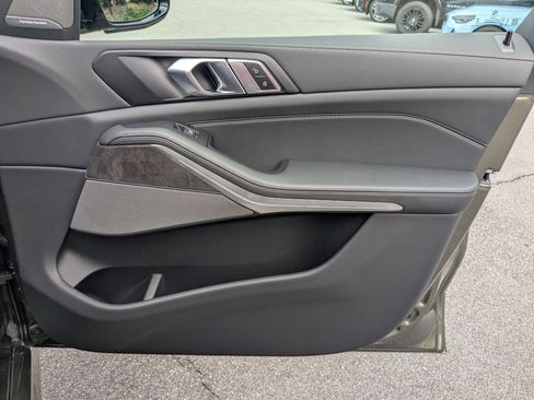 New 2026 BMW X5 xDrive50e w/ M Sport Package image 34