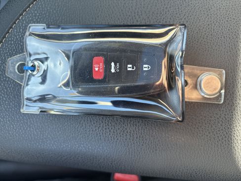 Used 2021 Toyota Camry XSE image 36