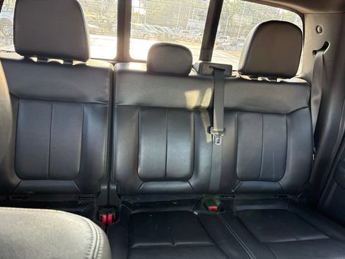 Used 2014 Ford F150 FX4 w/ Equipment Group 402A Luxury AWD/4WD image 10