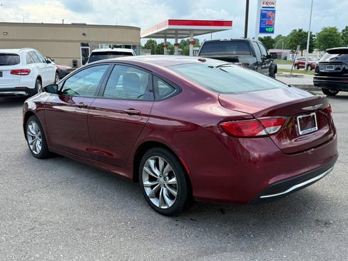 Used 2016 Chrysler 200 S w/ Comfort Group FWD image 7