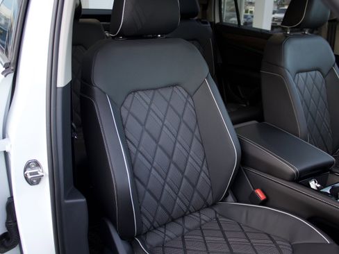 New 2026 Volkswagen Atlas SEL Premium R-Line AWD/4WD image 38