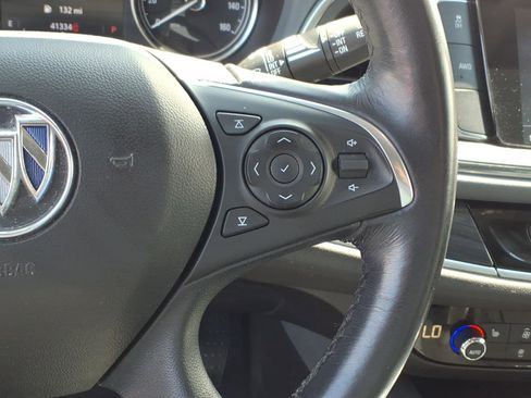 Used 2021 Buick Enclave Essence AWD/4WD image 18