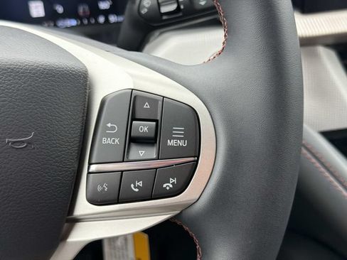 New 2026 Ford Explorer Active RWD image 27