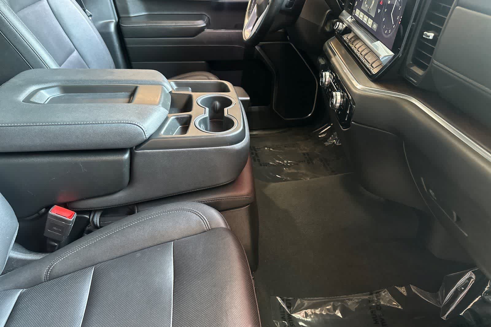 Used 2025 GMC Sierra 1500 SLT RWD image 18