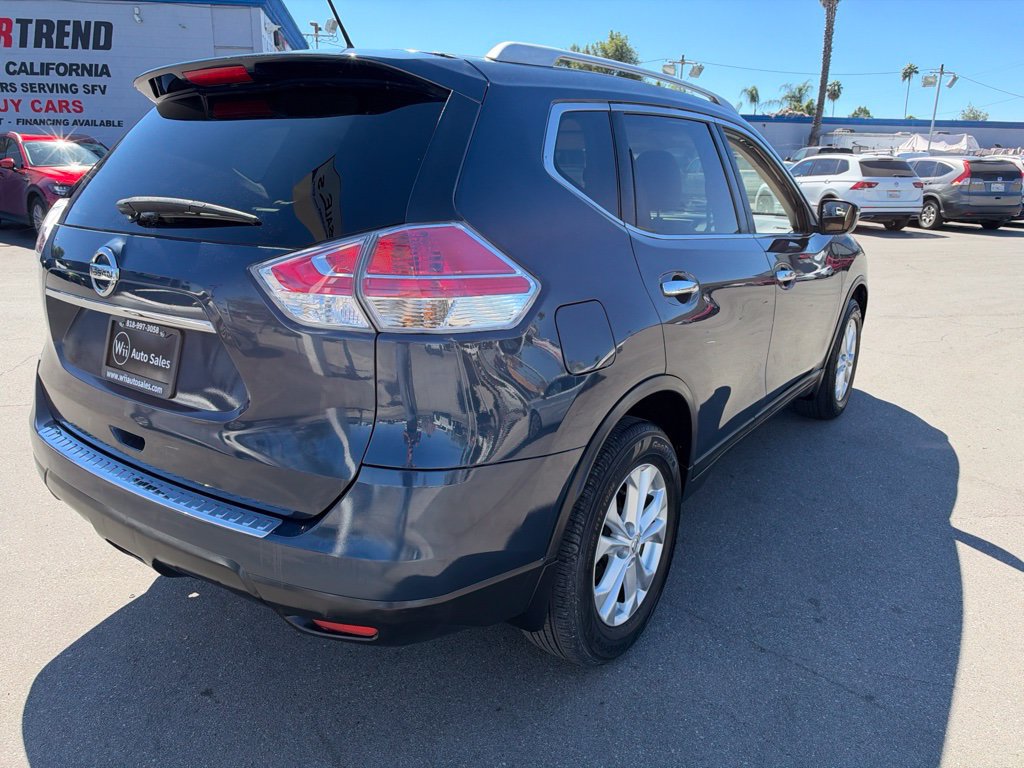 Used 2016 Nissan Rogue SV FWD image 5