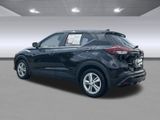 Used 2023 Nissan Kicks S image 5