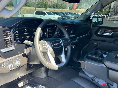 Used 2025 GMC Sierra 1500 Elevation AWD/4WD image 26