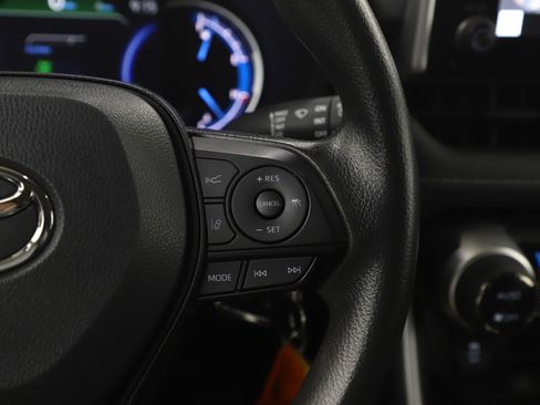 Used 2024 Toyota RAV4 LE image 28