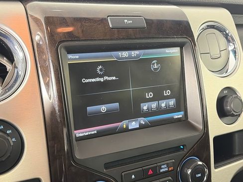 Used 2014 Ford F150 Platinum image 19