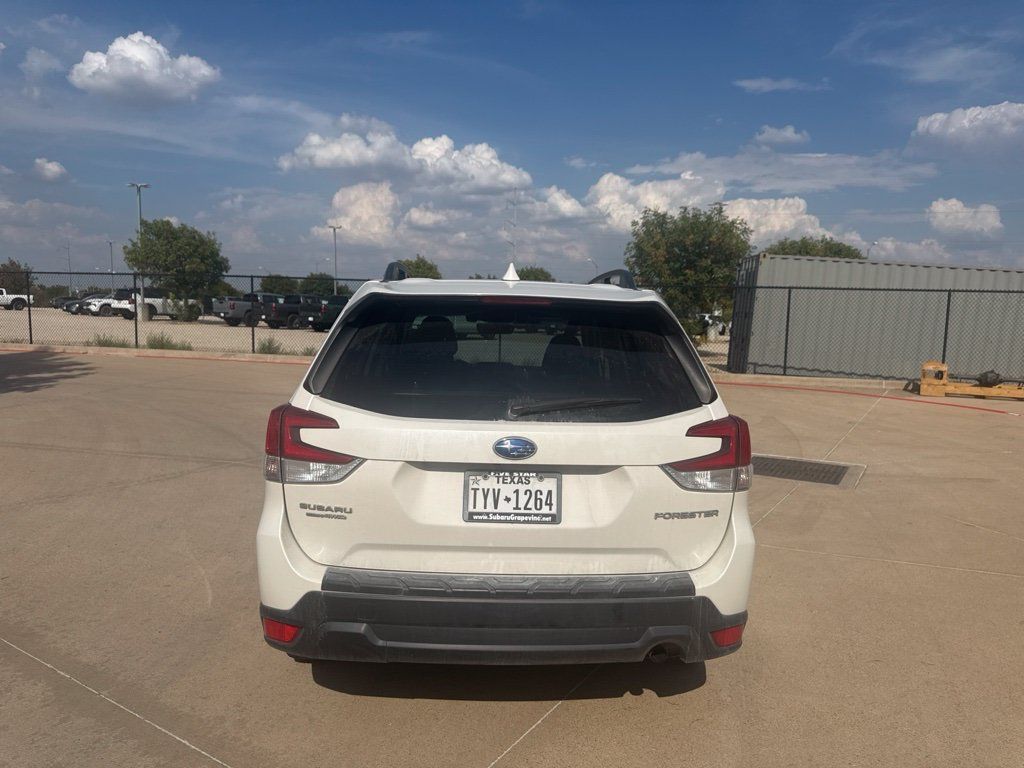 Used 2019 Subaru Forester Premium w/ Popular Package #1 AWD/4WD image 4