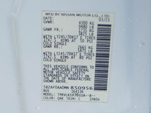Used 2021 Nissan NV 3500 SL image 52