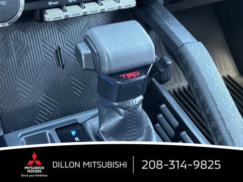 Used 2025 Toyota Tacoma TRD Sport AWD/4WD image 20