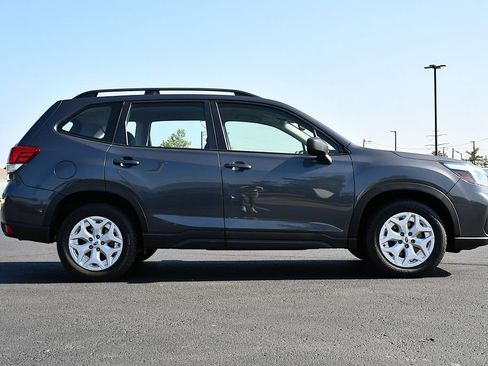 Used 2021 Subaru Forester AWD/4WD image 8
