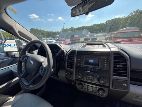 Used 2022 Ford F250 XL w/ Power Equipment Group AWD/4WD image 10