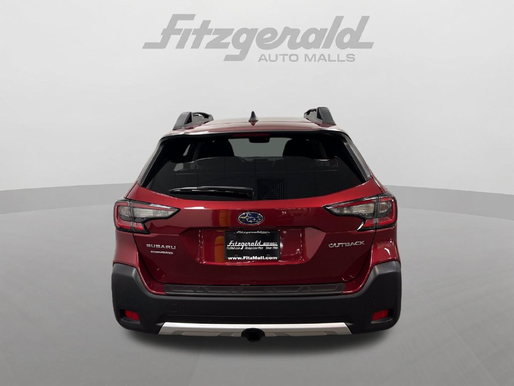 Used 2025 Subaru Outback Limited AWD/4WD image 4