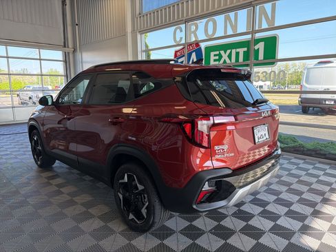 New 2026 Kia Seltos S AWD/4WD image 4