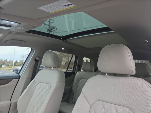 New 2026 Volkswagen Atlas SEL Premium R-Line image 22