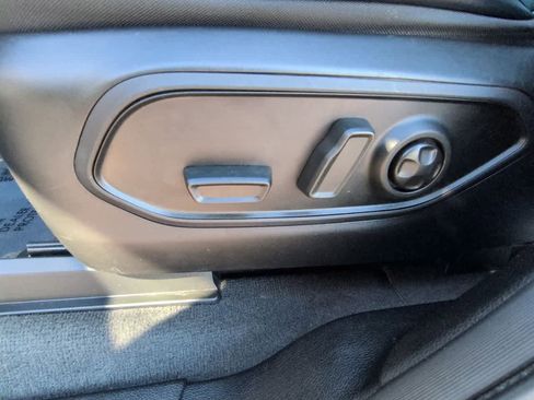 Used 2021 Jeep Grand Cherokee L Limited image 17