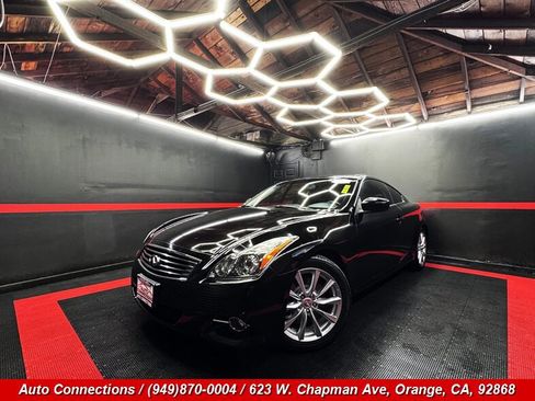 Used 2013 INFINITI G37 Journey w/ Premium Pkg RWD image 2