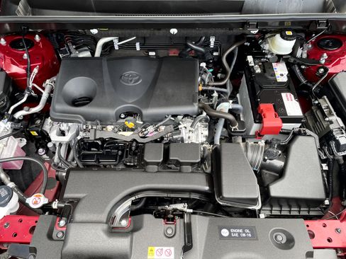 Used 2025 Toyota RAV4 XLE w/ Convenience Package AWD/4WD image 7