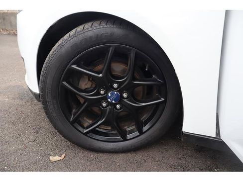 Used 2016 Ford Focus SE w/ Equipment Group 201A FWD image 16