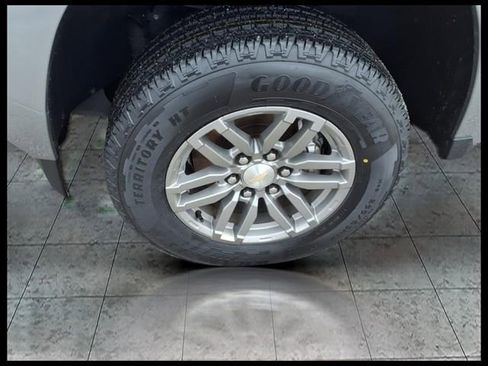 Used 2023 Chevrolet Colorado LT w/ LT Convenience Package II image 6