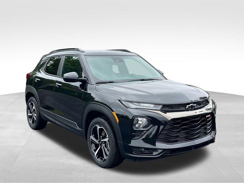 Used 2023 Chevrolet TrailBlazer RS AWD/4WD image 1