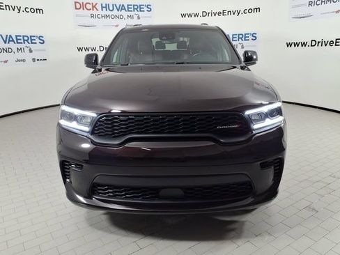 Used 2024 Dodge Durango GT AWD/4WD image 2