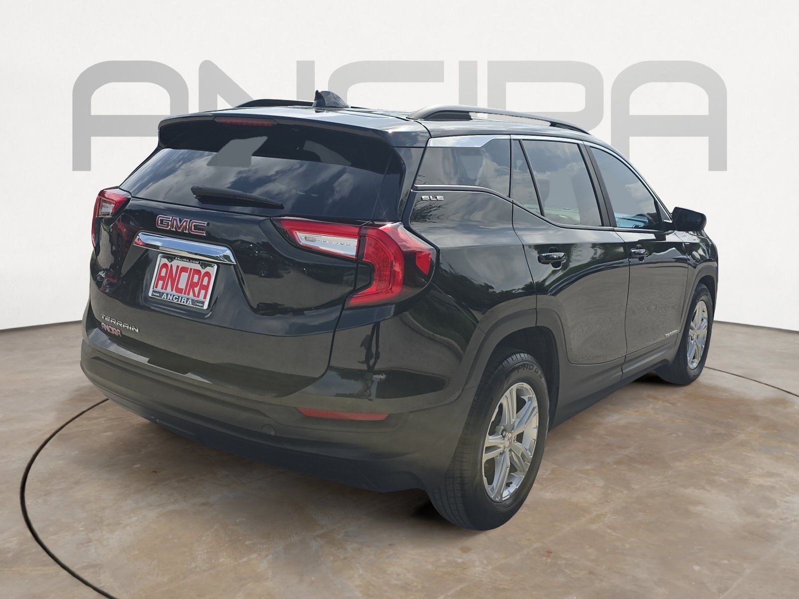 Used 2022 GMC Terrain SLE w/ Driver Convenience Package FWD image 10
