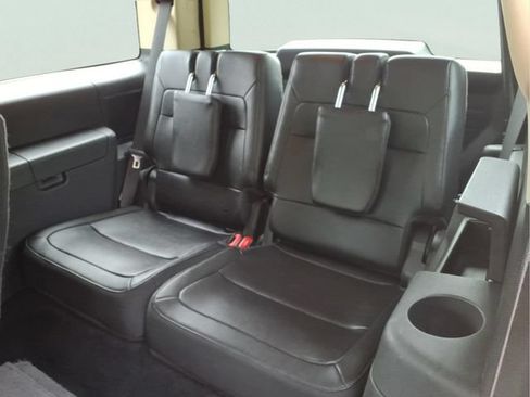 Used 2019 Ford Flex Limited w/ Equipment Group 301A AWD/4WD image 10