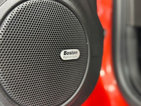 Used 2013 Chevrolet Camaro ZL1 w/ Gray Stripe Package image 15