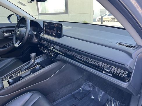 Used 2024 Honda Accord Touring image 25