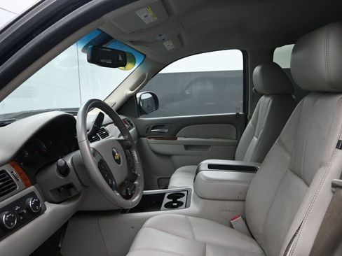 Used 2010 Chevrolet Silverado 1500 LTZ w/ Convenience Package image 20