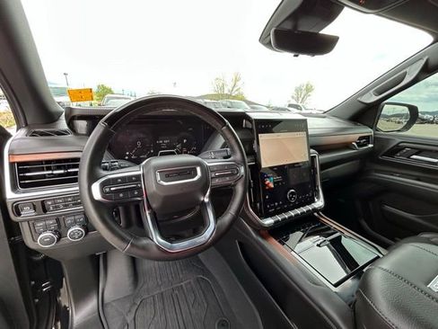 Used 2025 GMC Yukon Denali w/ Denali Reserve Package AWD/4WD image 27