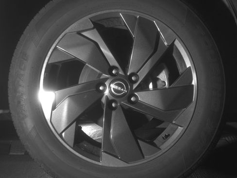 Used 2025 Nissan Rogue SV image 13