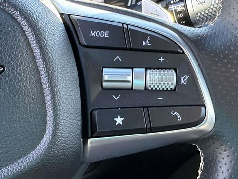 Used 2025 Genesis G70 3.3T Advanced image 33