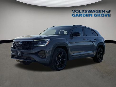 New 2026 Volkswagen Atlas Cross Sport SEL R-Line AWD/4WD image 3