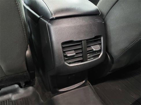 Used 2020 Ford Fusion SE image 25