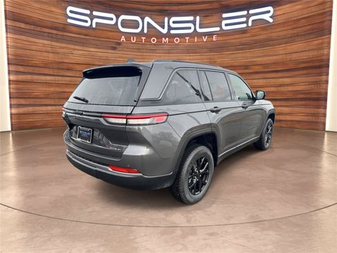 New 2026 Jeep Grand Cherokee Altitude AWD/4WD image 6