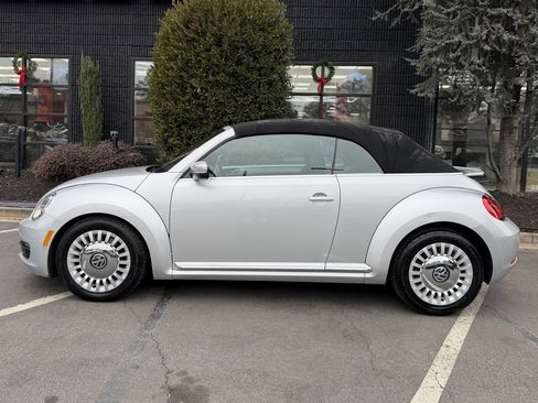 Used 2015 Volkswagen Beetle 1.8T image 9
