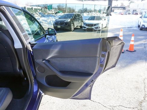 Used 2023 Tesla Model Y Long Range image 26