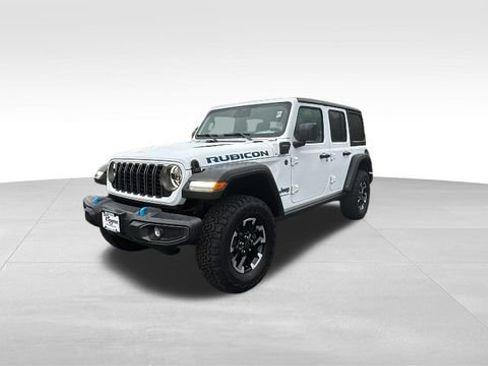 Used 2025 Jeep Wrangler Unlimited Rubicon 4xe w/ Convenience Group image 3