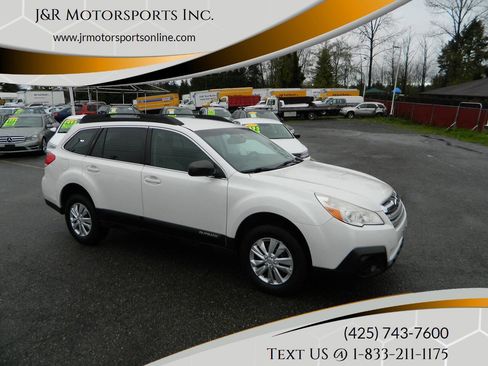 Used 2013 Subaru Outback 2.5i image 1