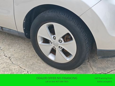 Used 2016 Kia Soul FWD image 26